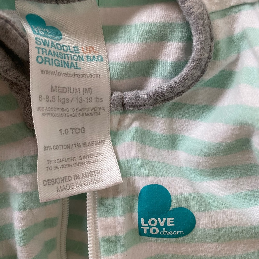 Love to dream zip swaddle with transition arms